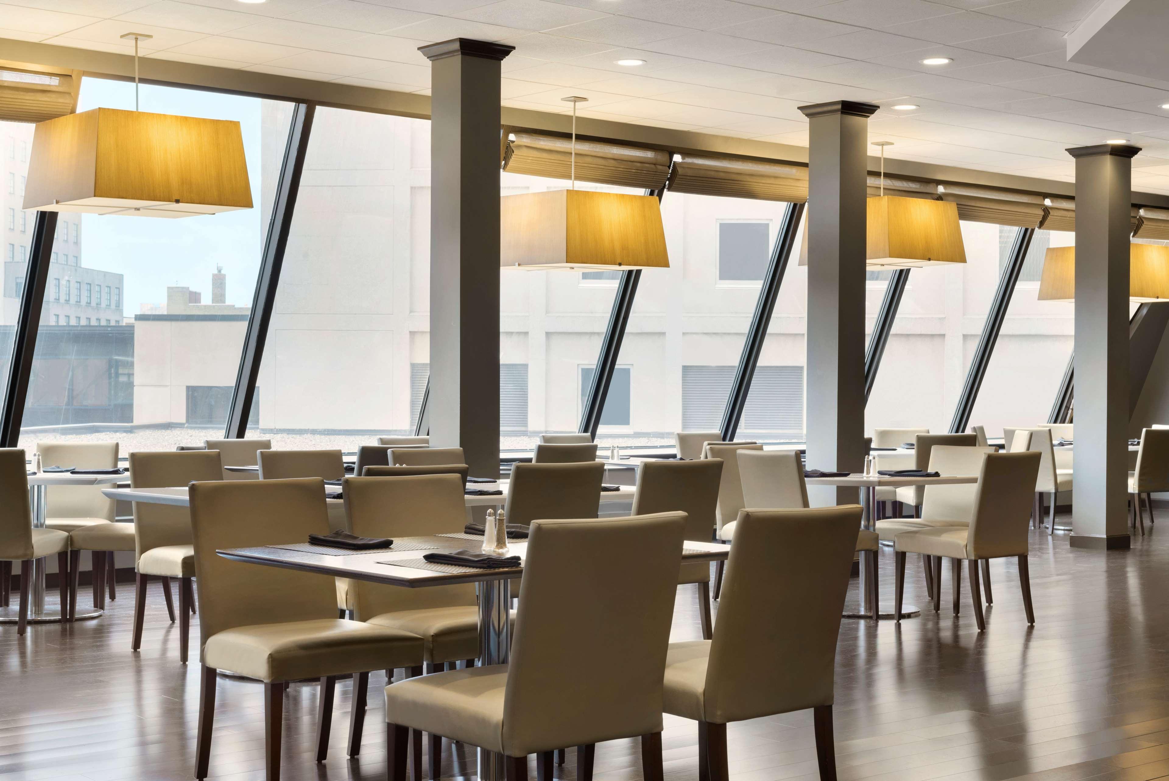 Отель Radisson Blu Фарго Экстерьер фото