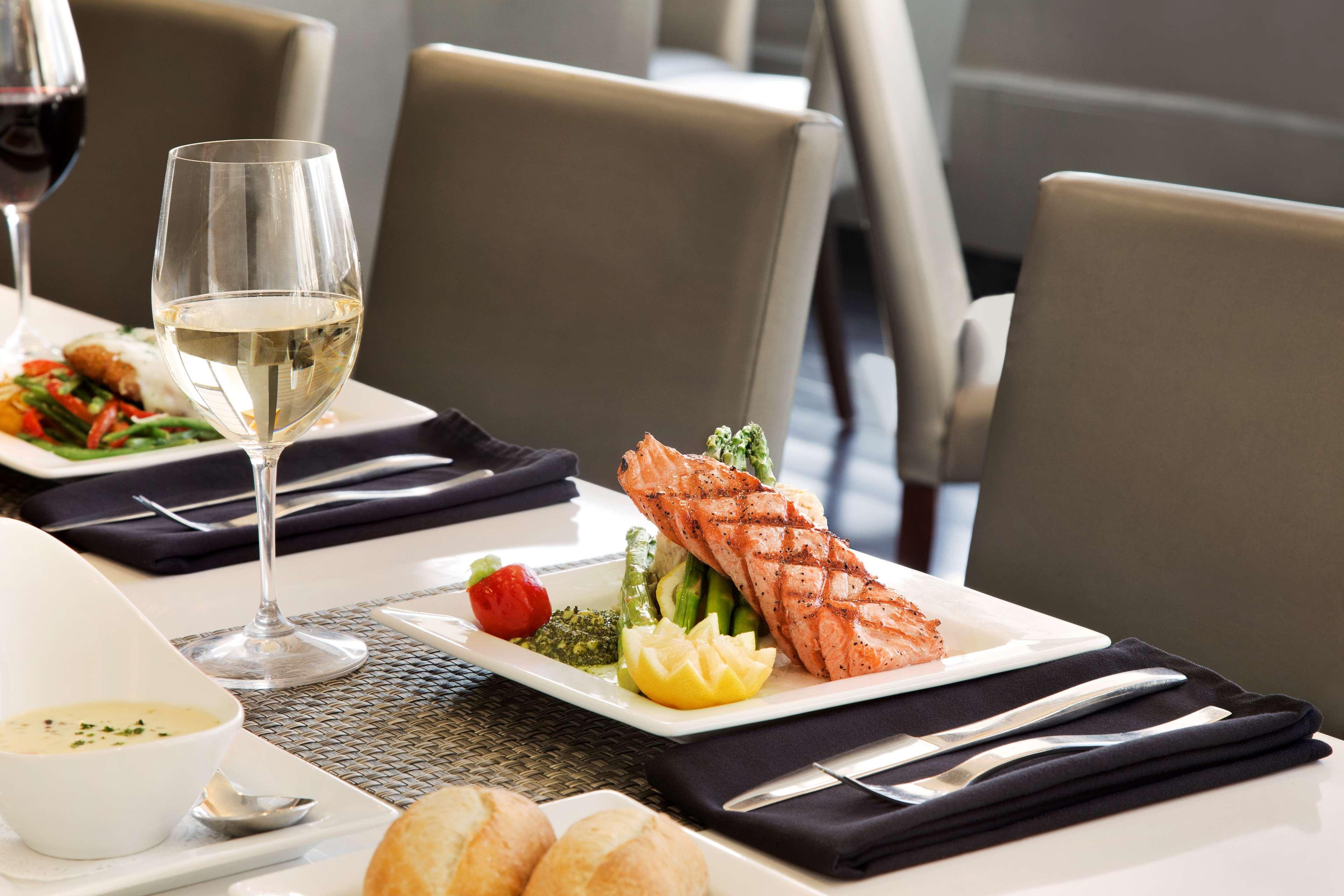 Отель Radisson Blu Фарго Экстерьер фото