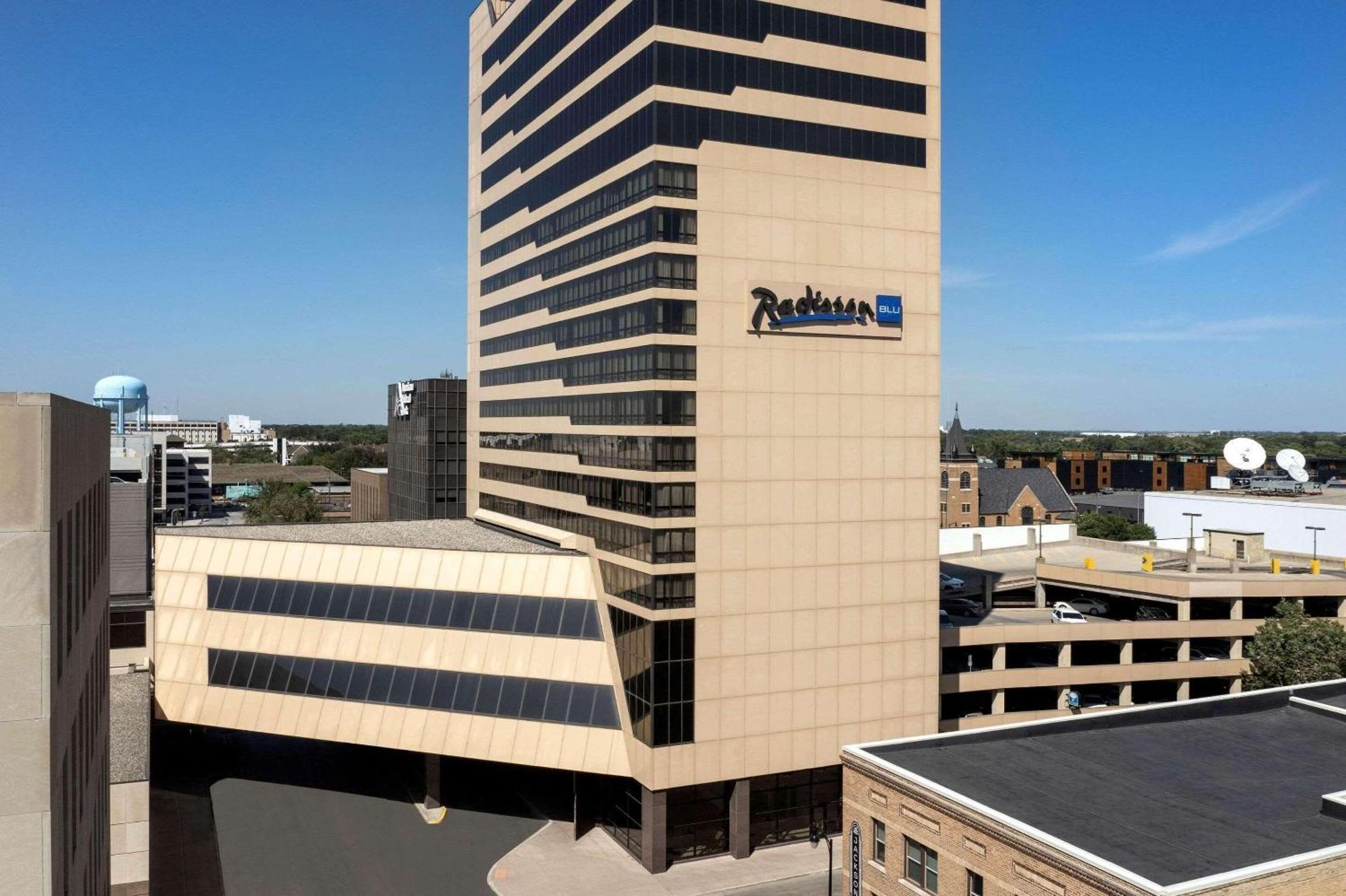 Отель Radisson Blu Фарго Экстерьер фото
